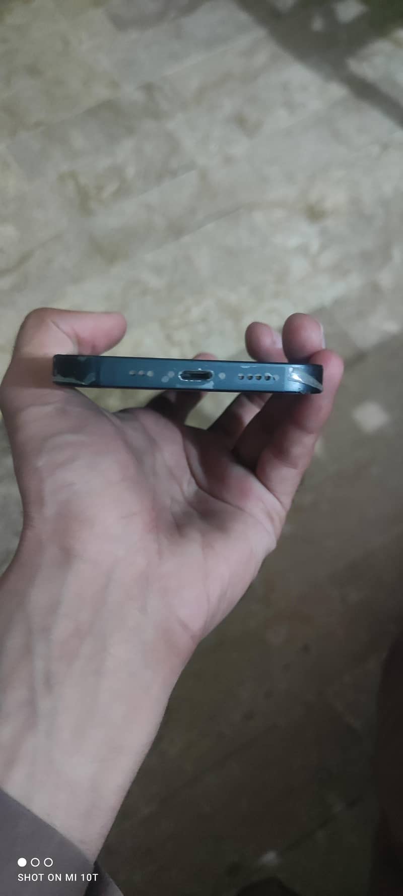 Apple iPhone 14 3