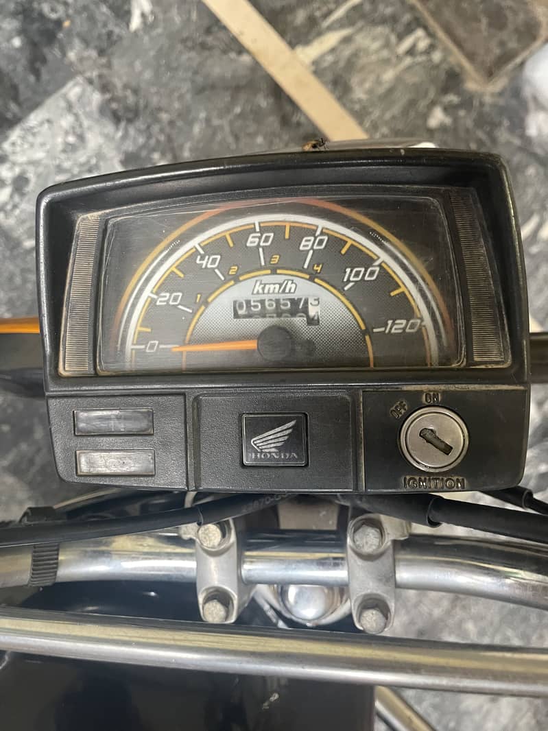 CD 70 black model2021 0
