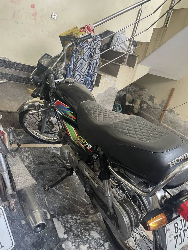 CD 70 black model2021 4