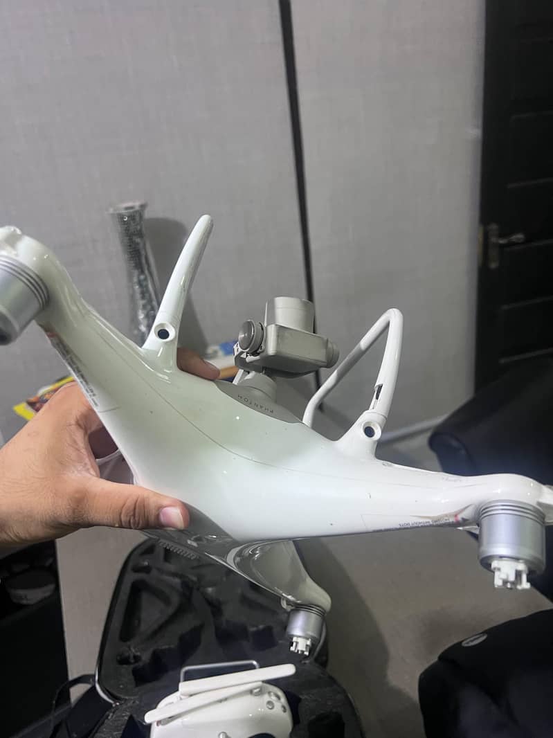 DJI phantom 4 pro 3