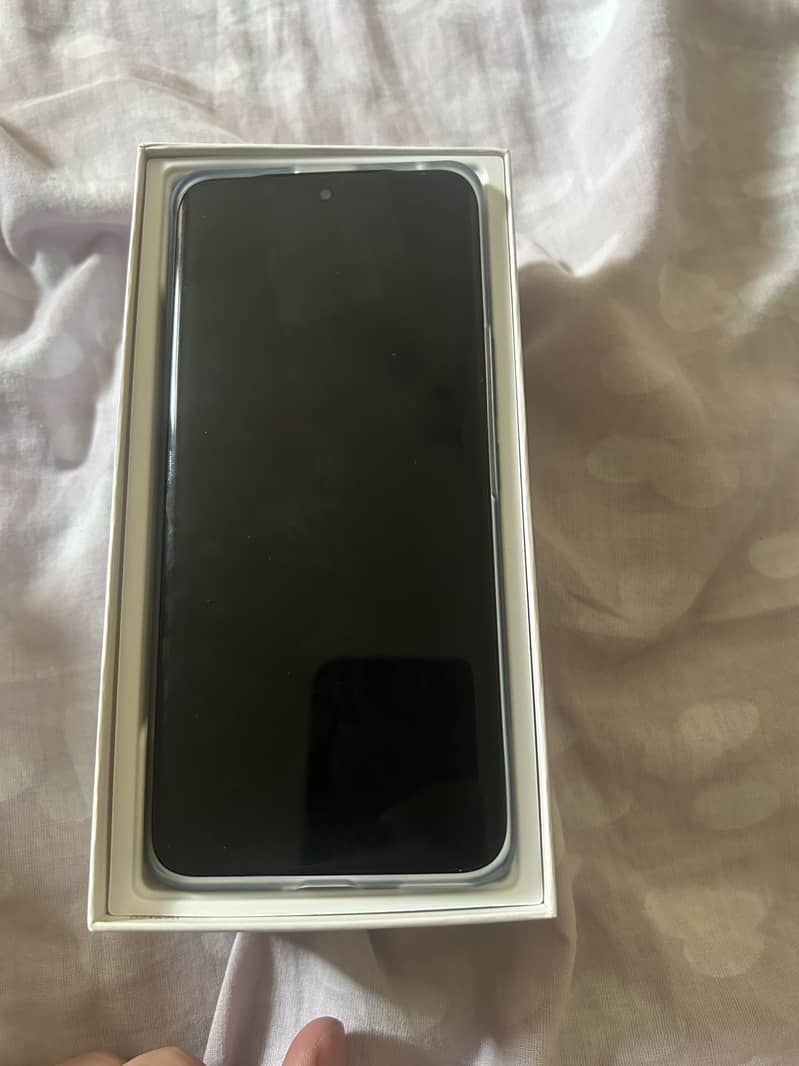 Honor 100 4