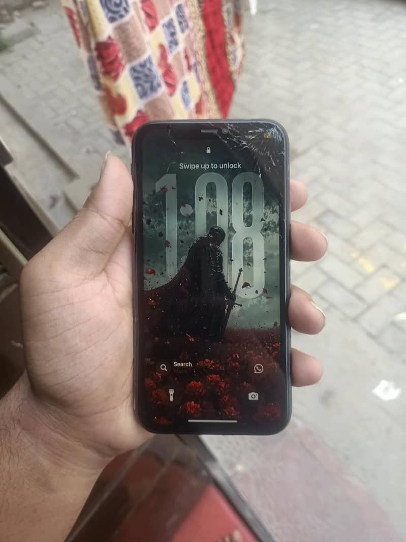 Apple iPhone 11 0