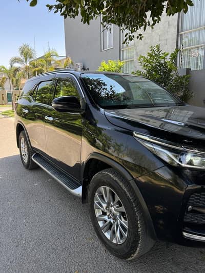Toyota Fortuner 2022