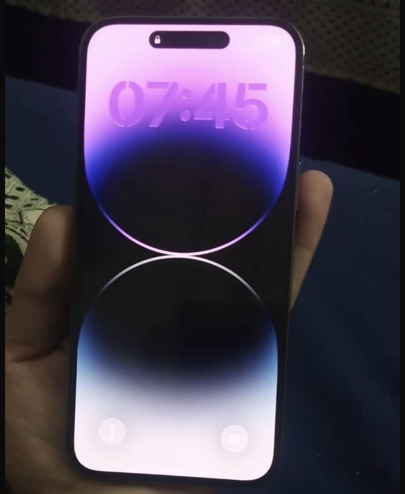 Apple iPhone 14 Pro Max 1