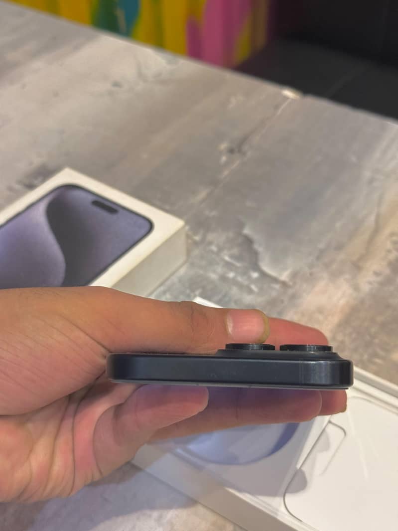 iPhone 15 Pro Max jv 5