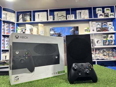 Xbox Series S (1TB) Slightly Used