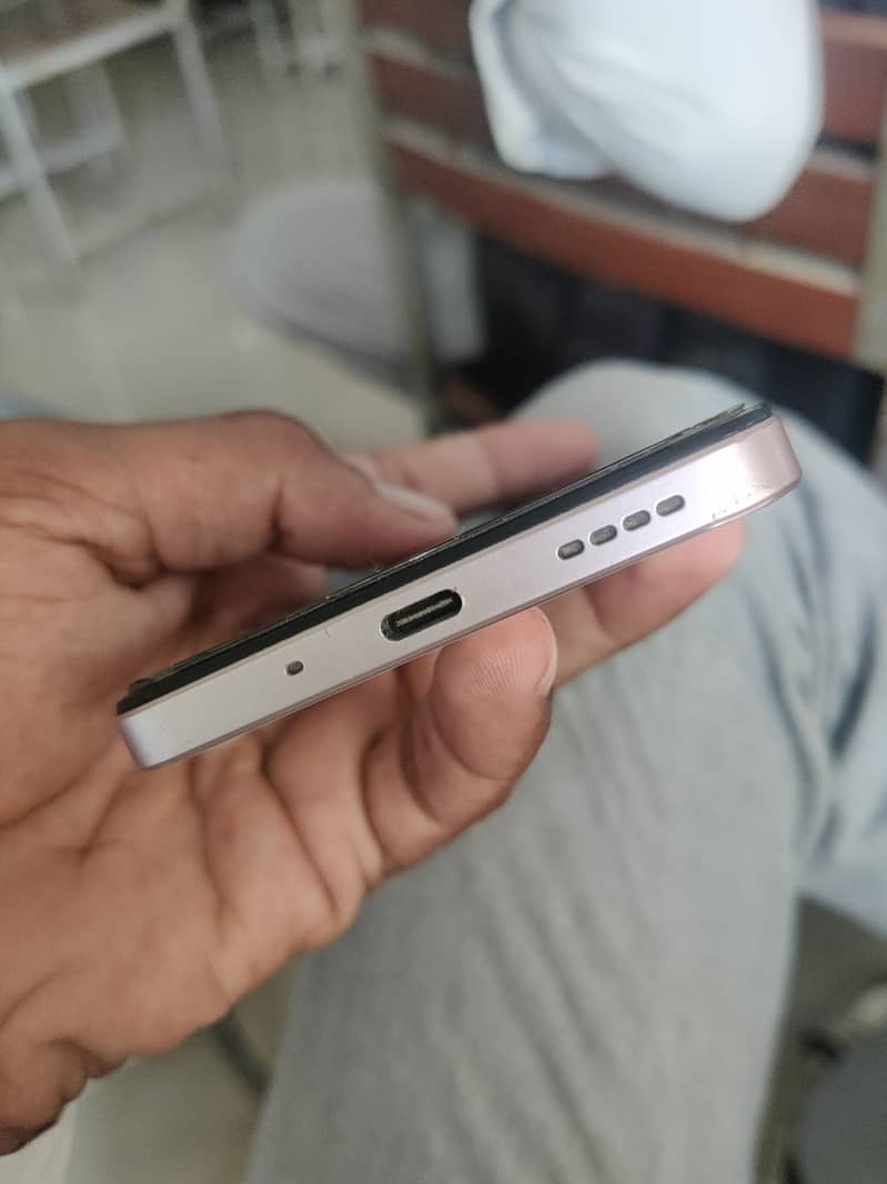 Realme C75x 3