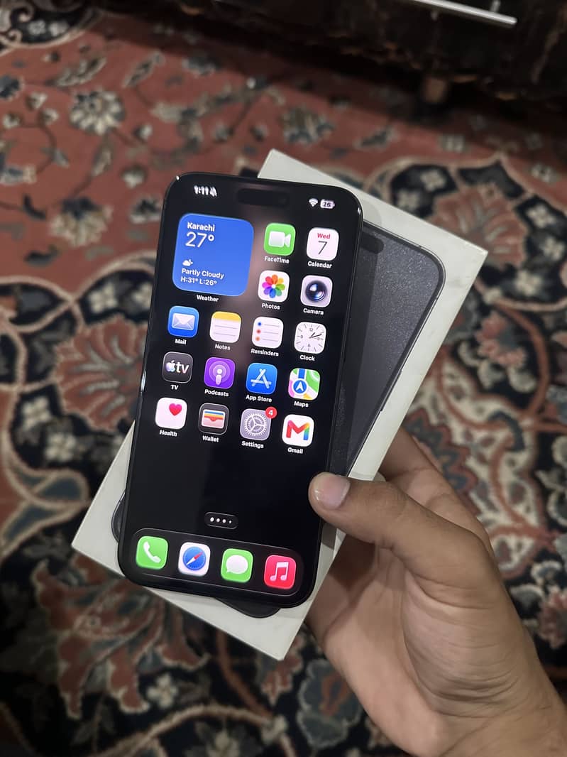 Apple iPhone 15 Pro Max 1