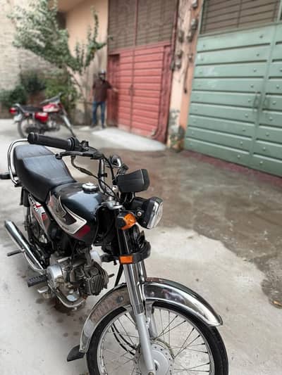 Honda Cd 70 black