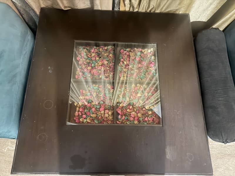 Centre table 0