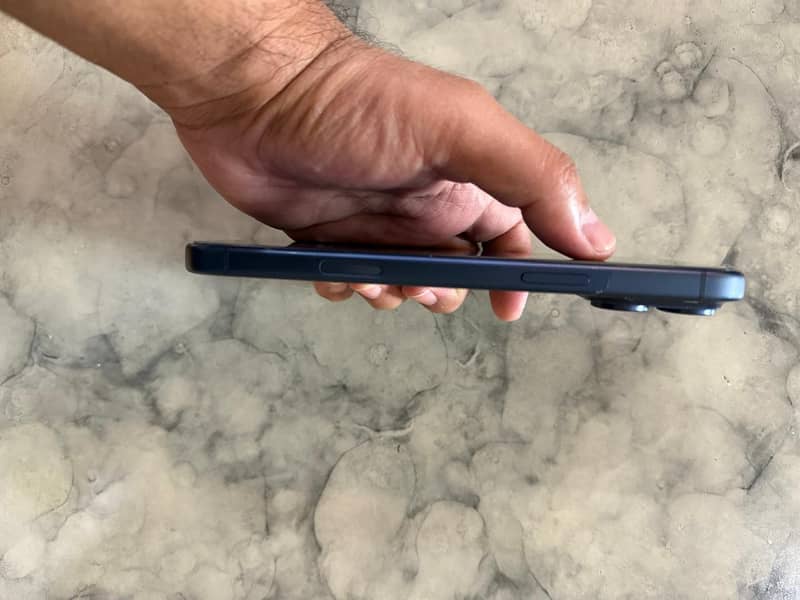 Apple iPhone 17 Pro Max 1