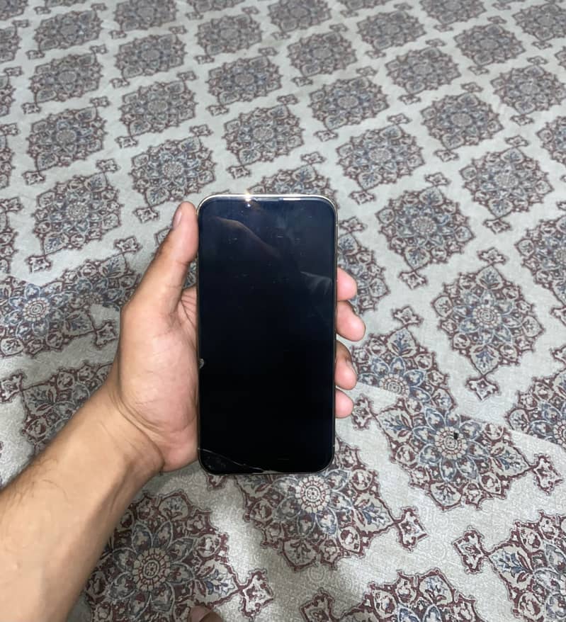 Apple iPhone 13 Pro 2