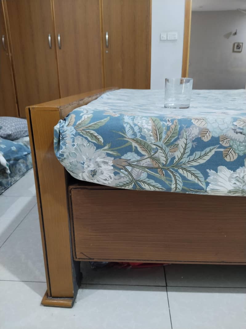 bed set and dressing 1