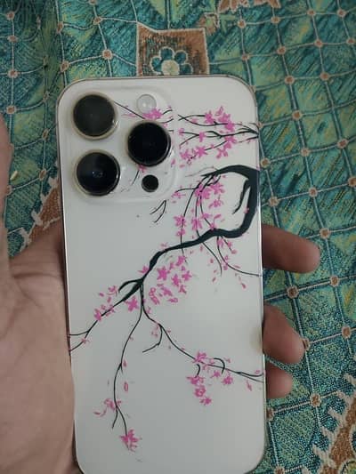 iPhone 14 Pro jv 96 health