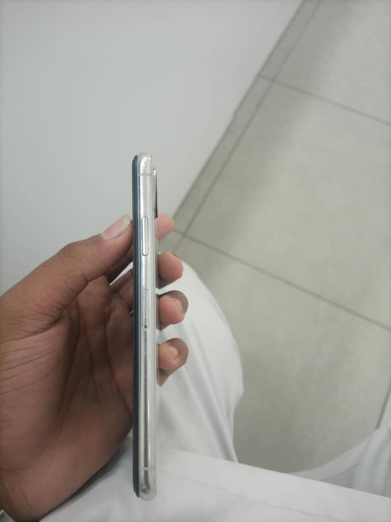 Apple iPhone X 8