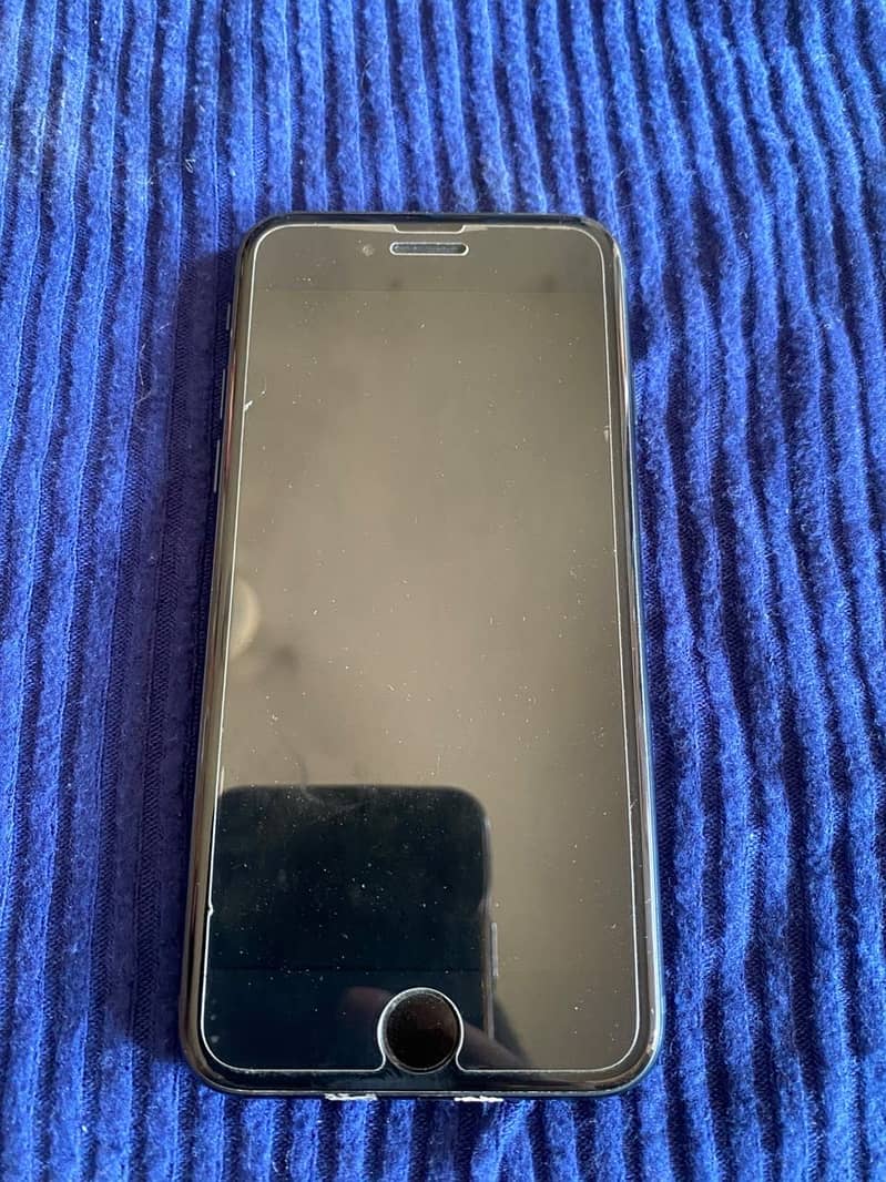 Apple iPhone SE 3