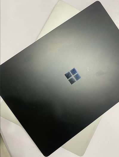 Microsoft Surface Laptop 3 | Core i5 10th Gen | 8GB | 256GB SSD | Touc