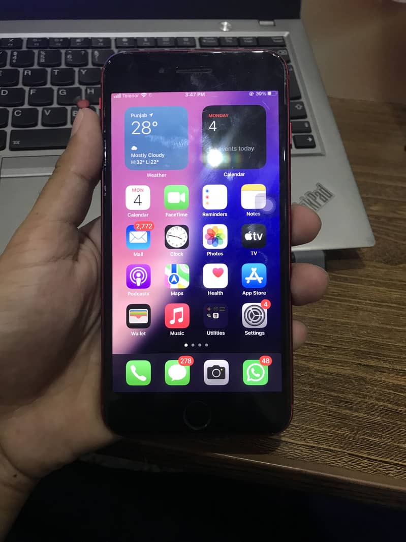 Apple iPhone 8 Plus 3