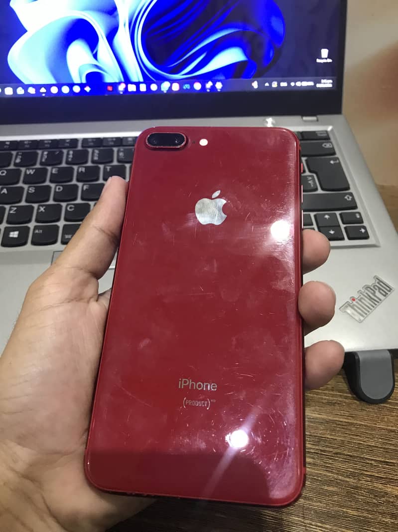 Apple iPhone 8 Plus 4