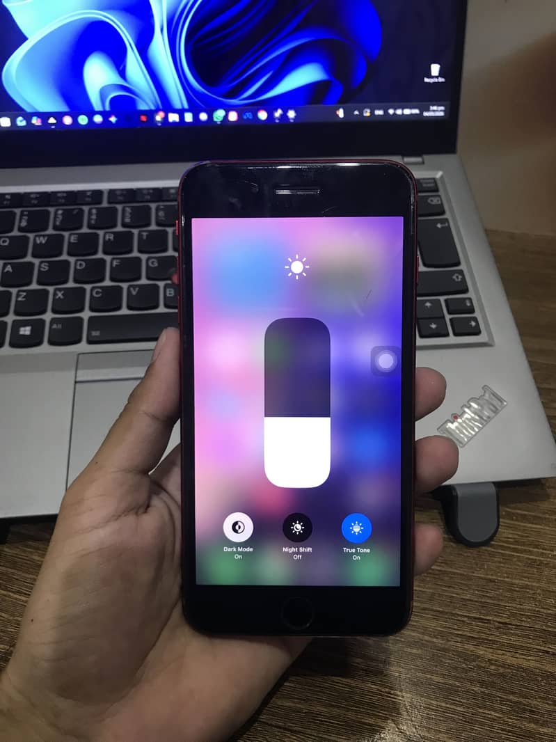 Apple iPhone 8 Plus 5