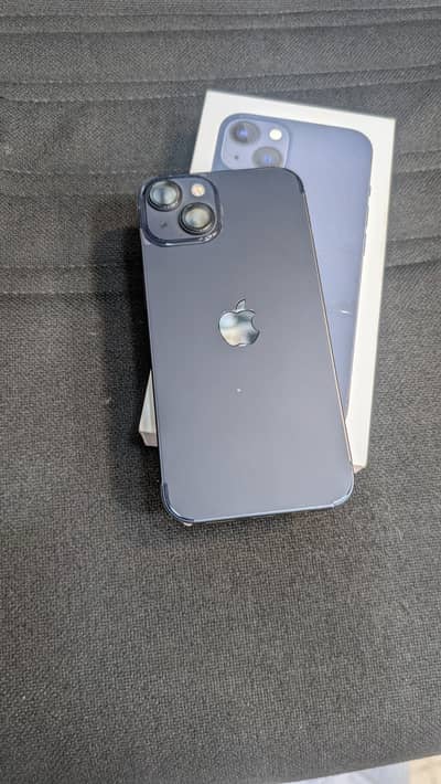 Apple iPhone 13