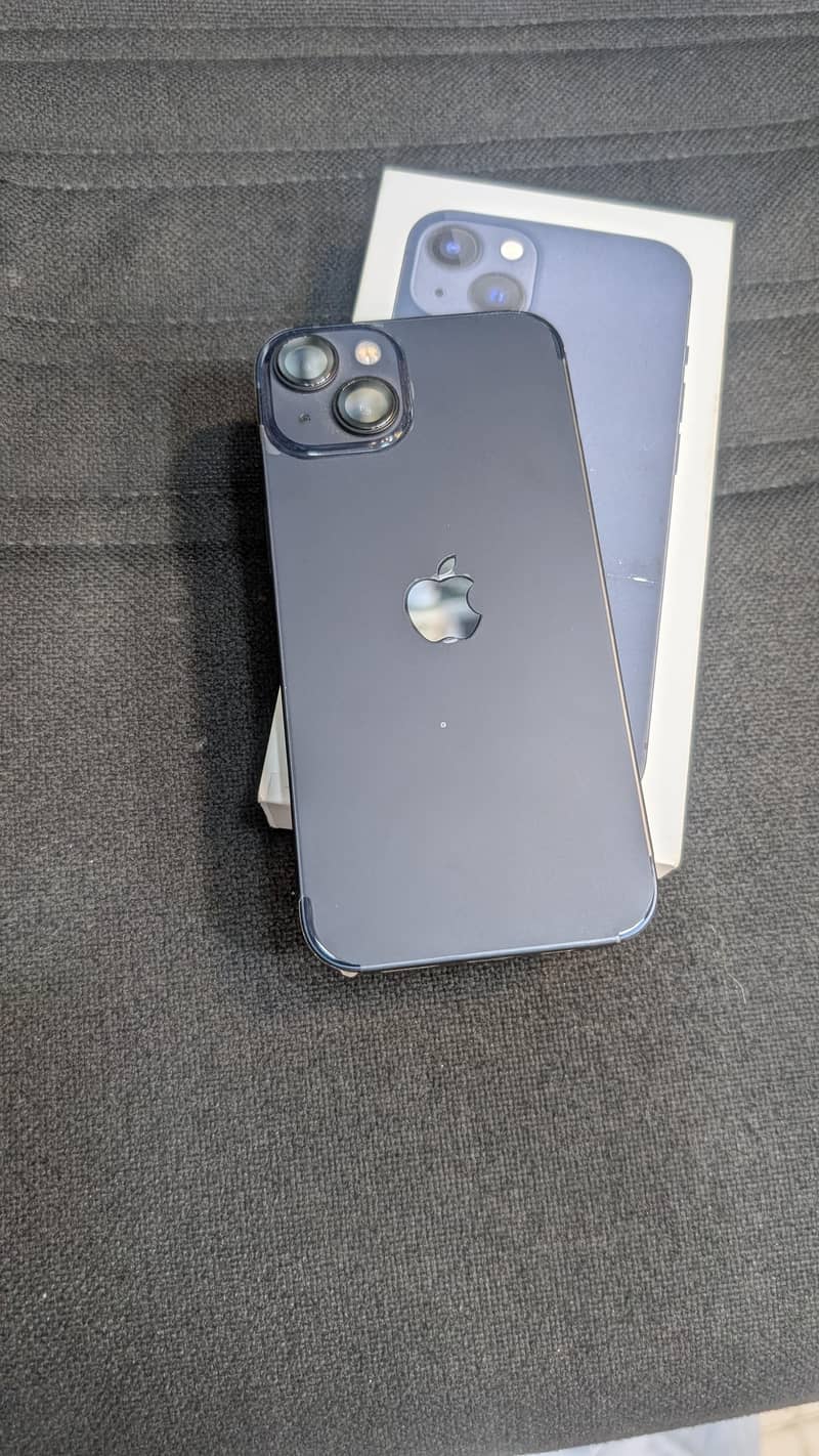 Apple iPhone 13 0
