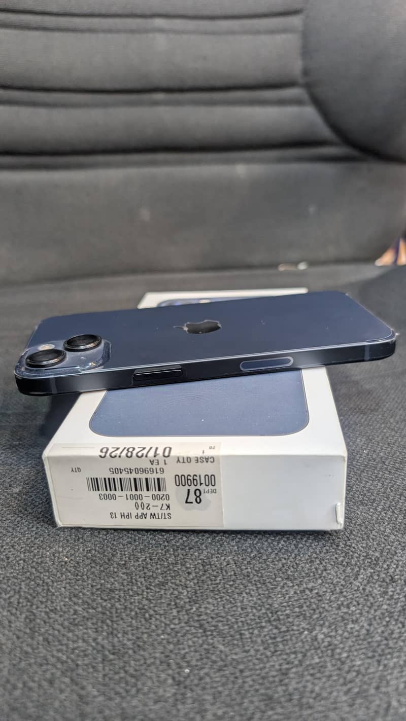 Apple iPhone 13 1