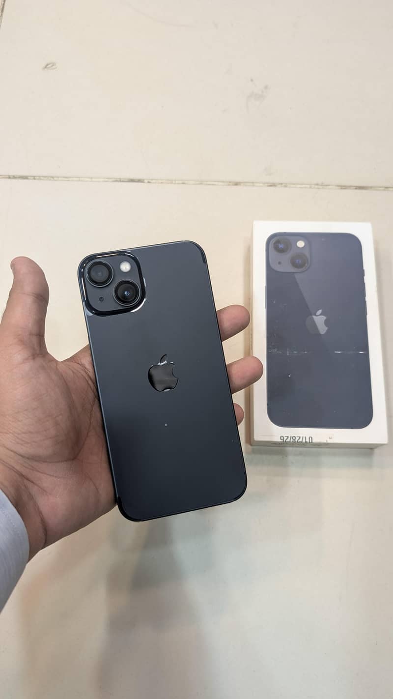 Apple iPhone 13 7
