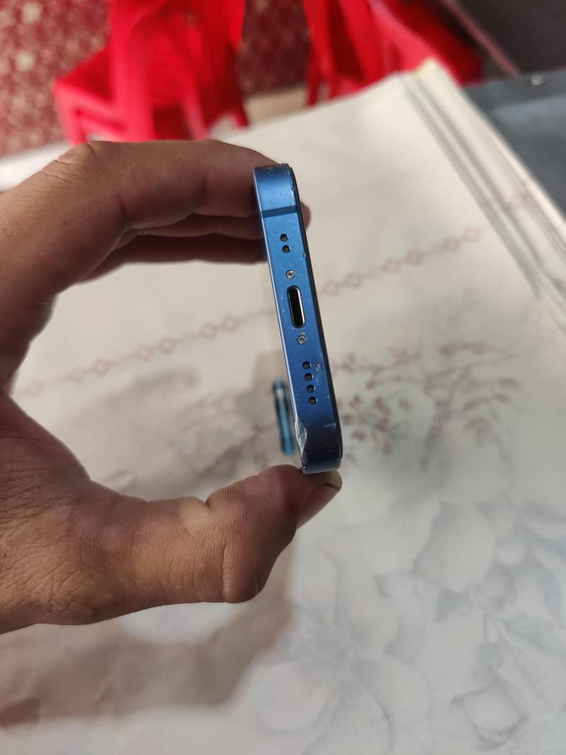 Apple iPhone 13 mini 3