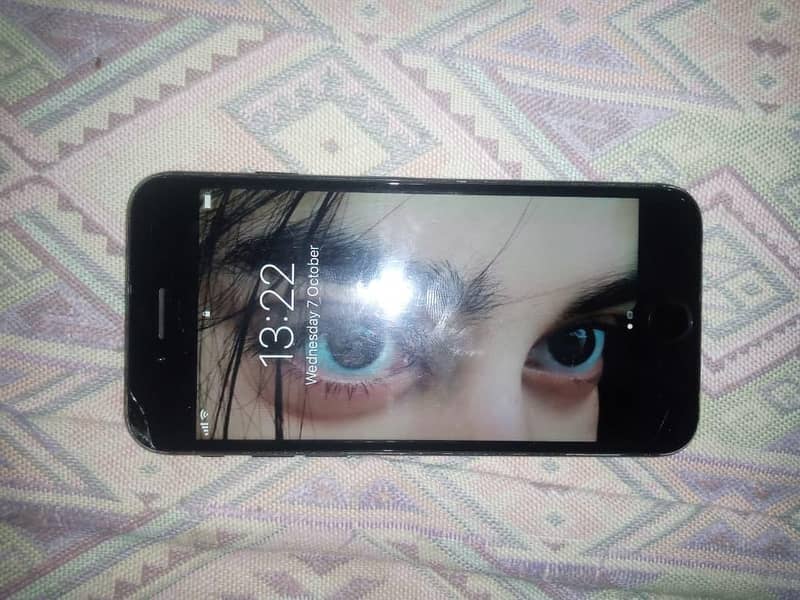 Apple iPhone 7 1