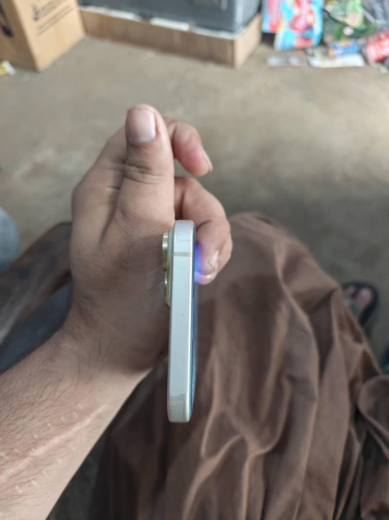 Apple iPhone 15 plus jv 4