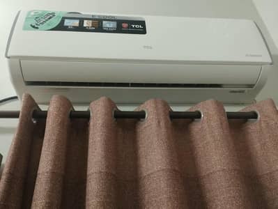TCL 1.5 Ton Inverter AC Excellent Condition Excellent Cooling