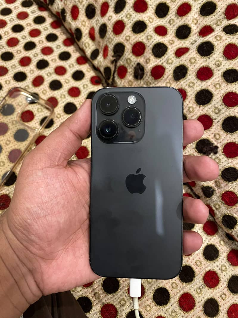Apple iPhone 14 Pro 4