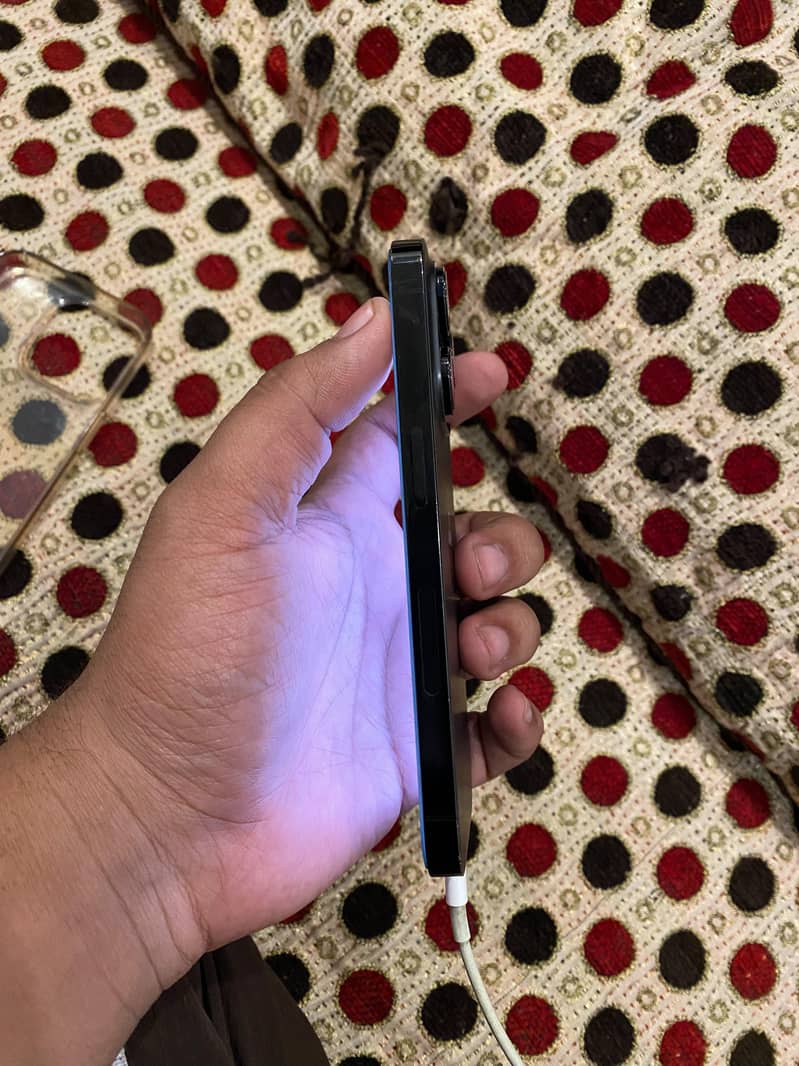 Apple iPhone 14 Pro 7