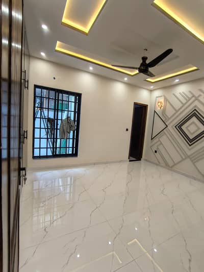 7 Marla upper portion available for rent