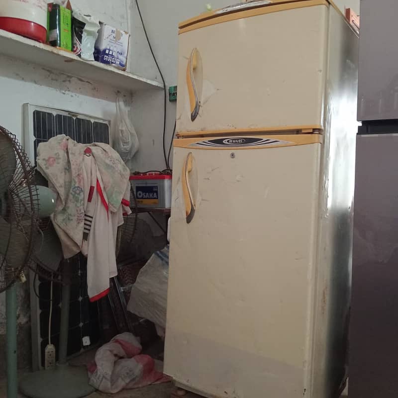 Refrigerator Old 0