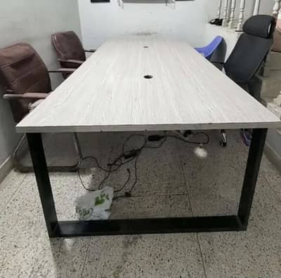Office Table 6 PC  (same table like the one in picture)