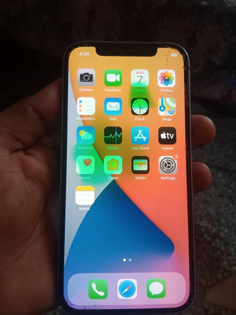 Apple iPhone 12 1