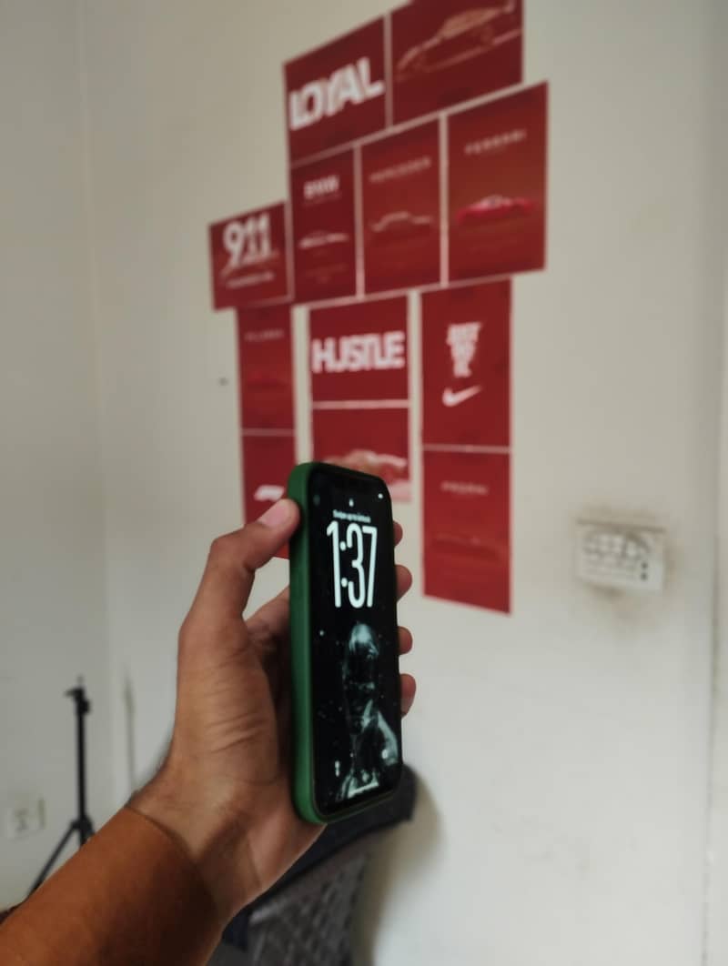 Apple iPhone 12 1