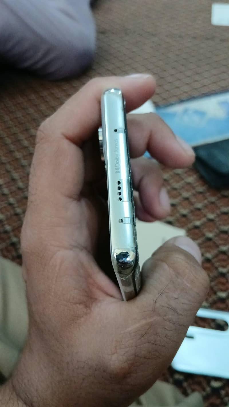 Tecno CAMON 40 Pro 2