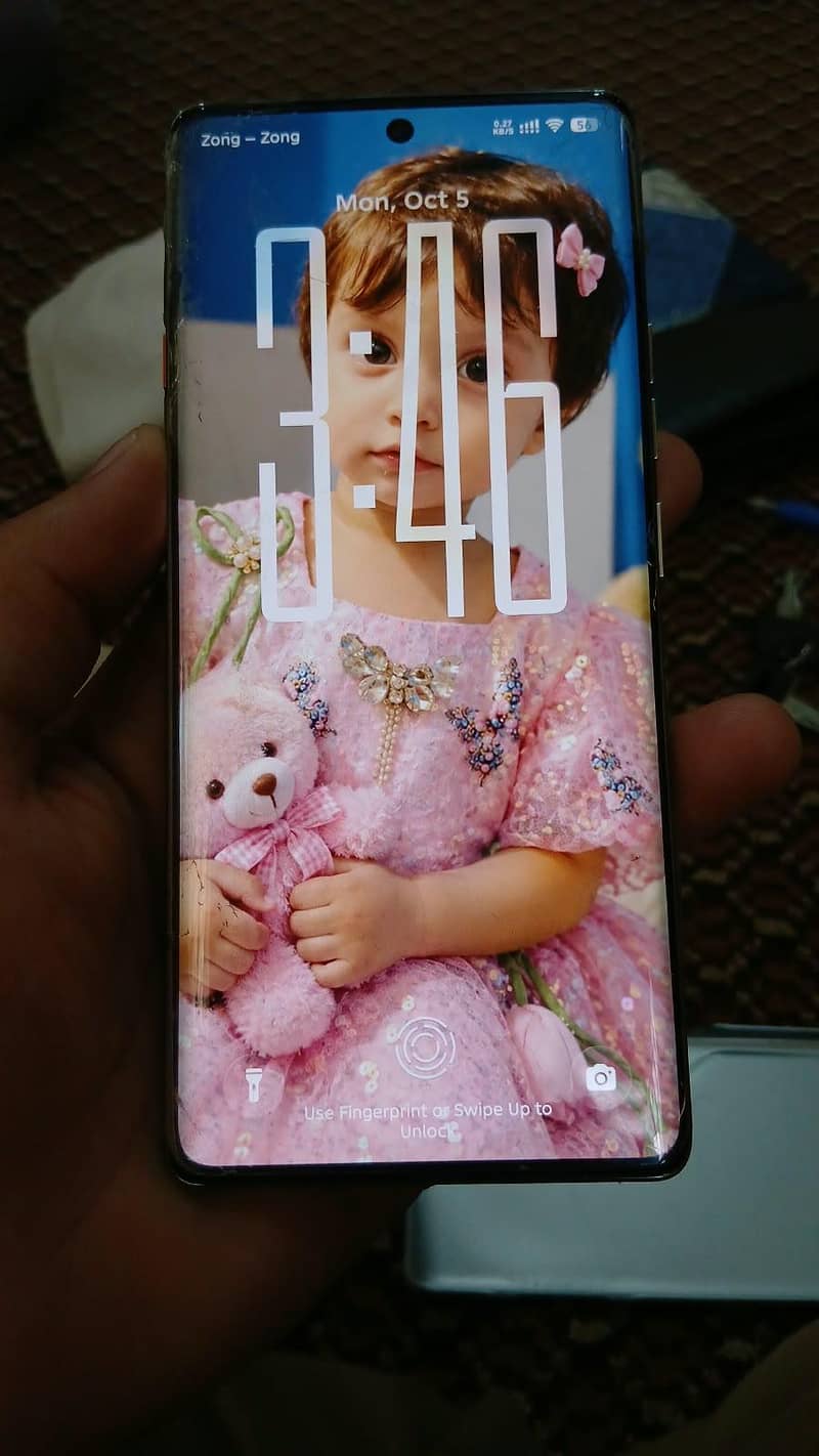 Tecno CAMON 40 Pro 6