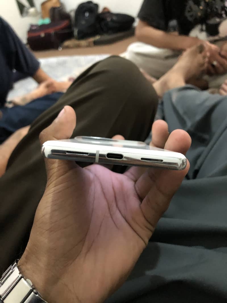 Google Pixel 7 Pro 4