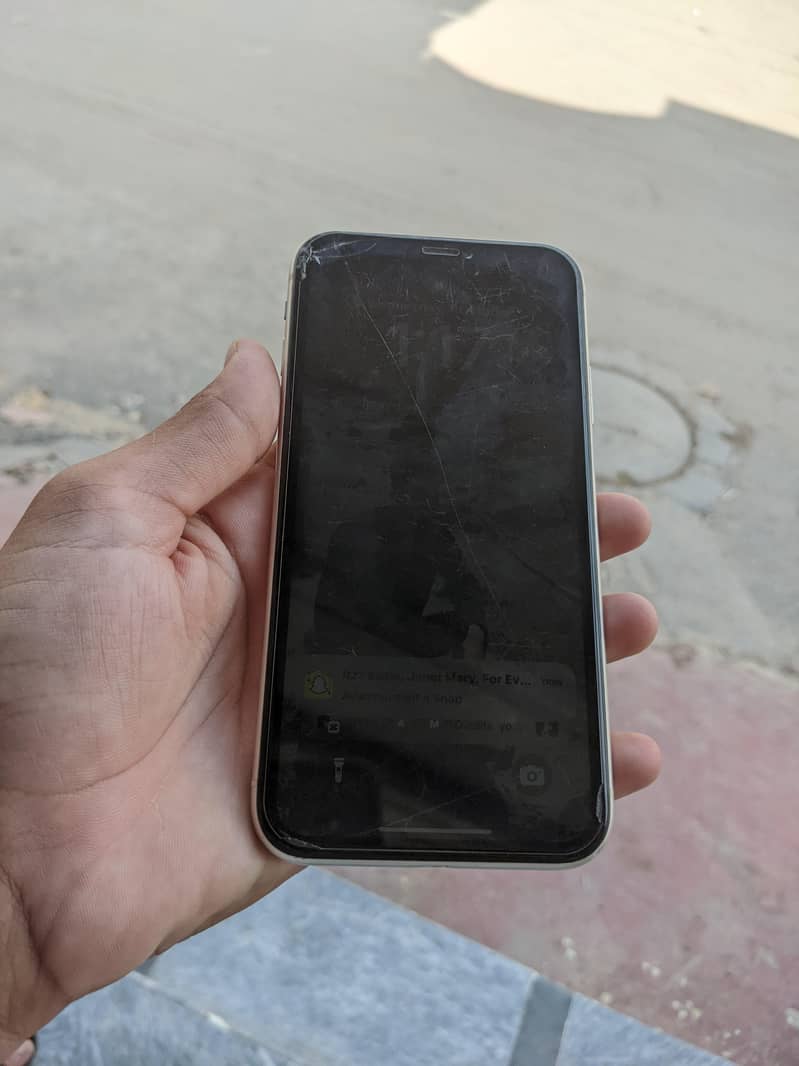 Apple iPhone 11 5