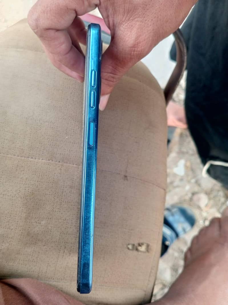 Tecno Spark 10C 4