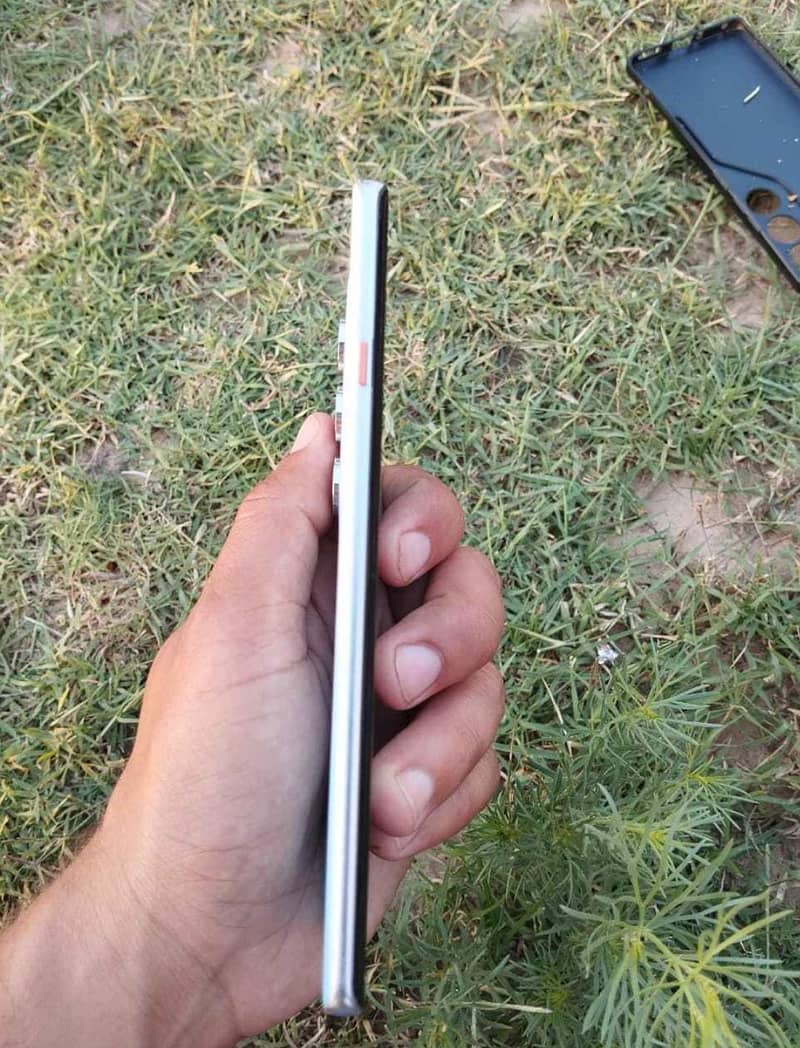 Tecno CAMON 40 Pro 2