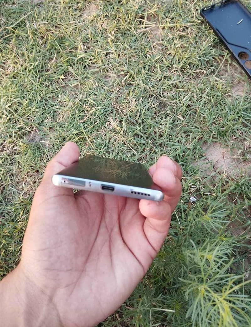 Tecno CAMON 40 Pro 3