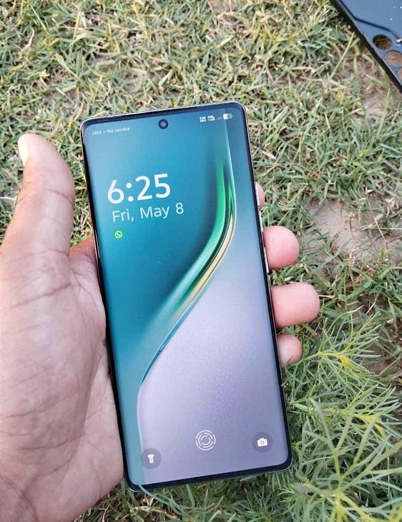 Tecno CAMON 40 Pro 5
