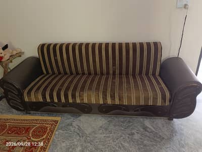 comfortable sofa-combed for sale ---- Good conditions