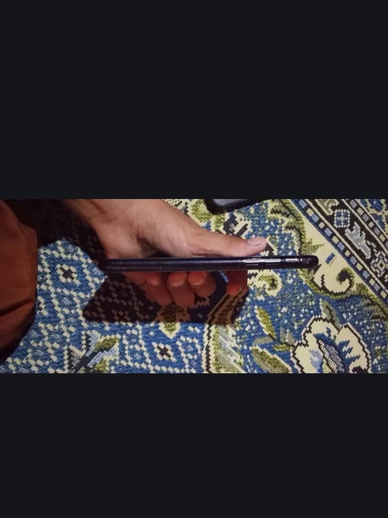 Apple iPhone XR 0