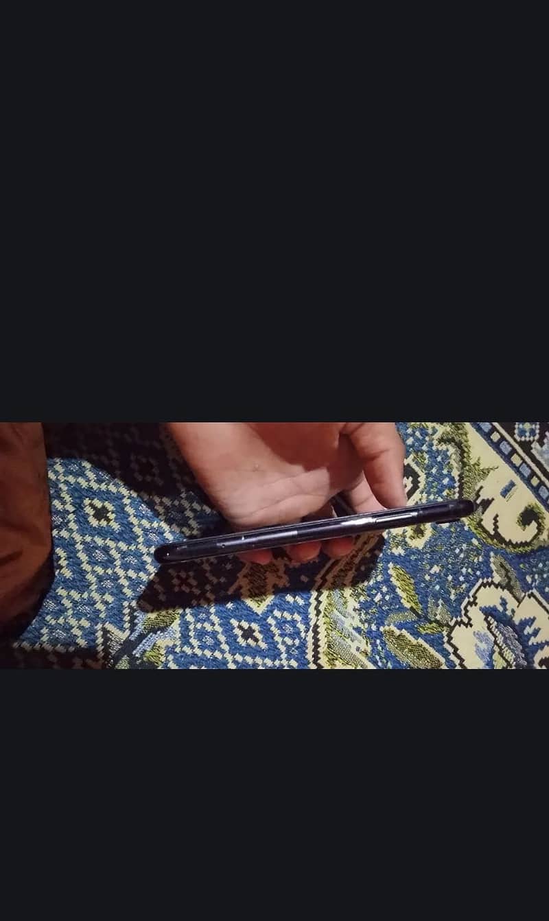 Apple iPhone XR 3